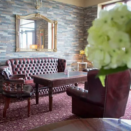 Bay Hotel